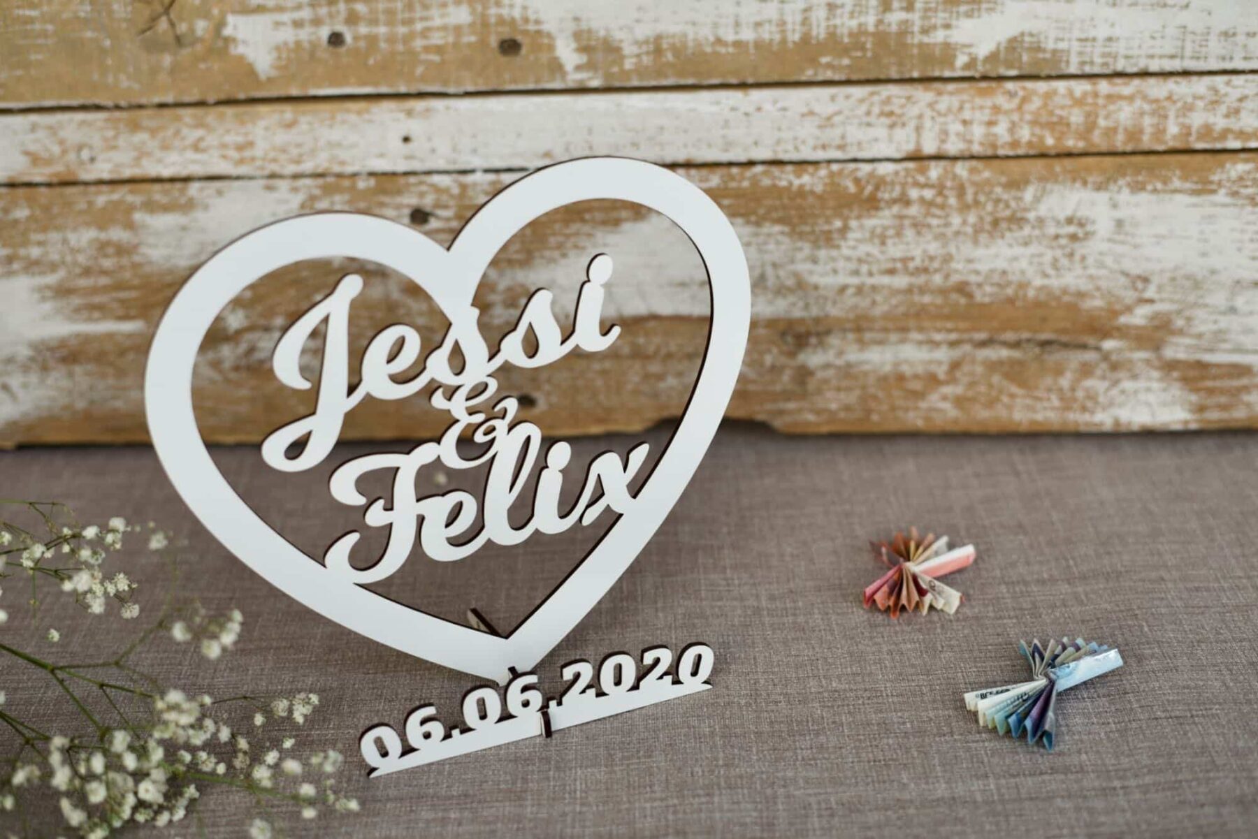 Valentinstag Individuelles Geschenk zur Hochzeit aus Holz – Herz