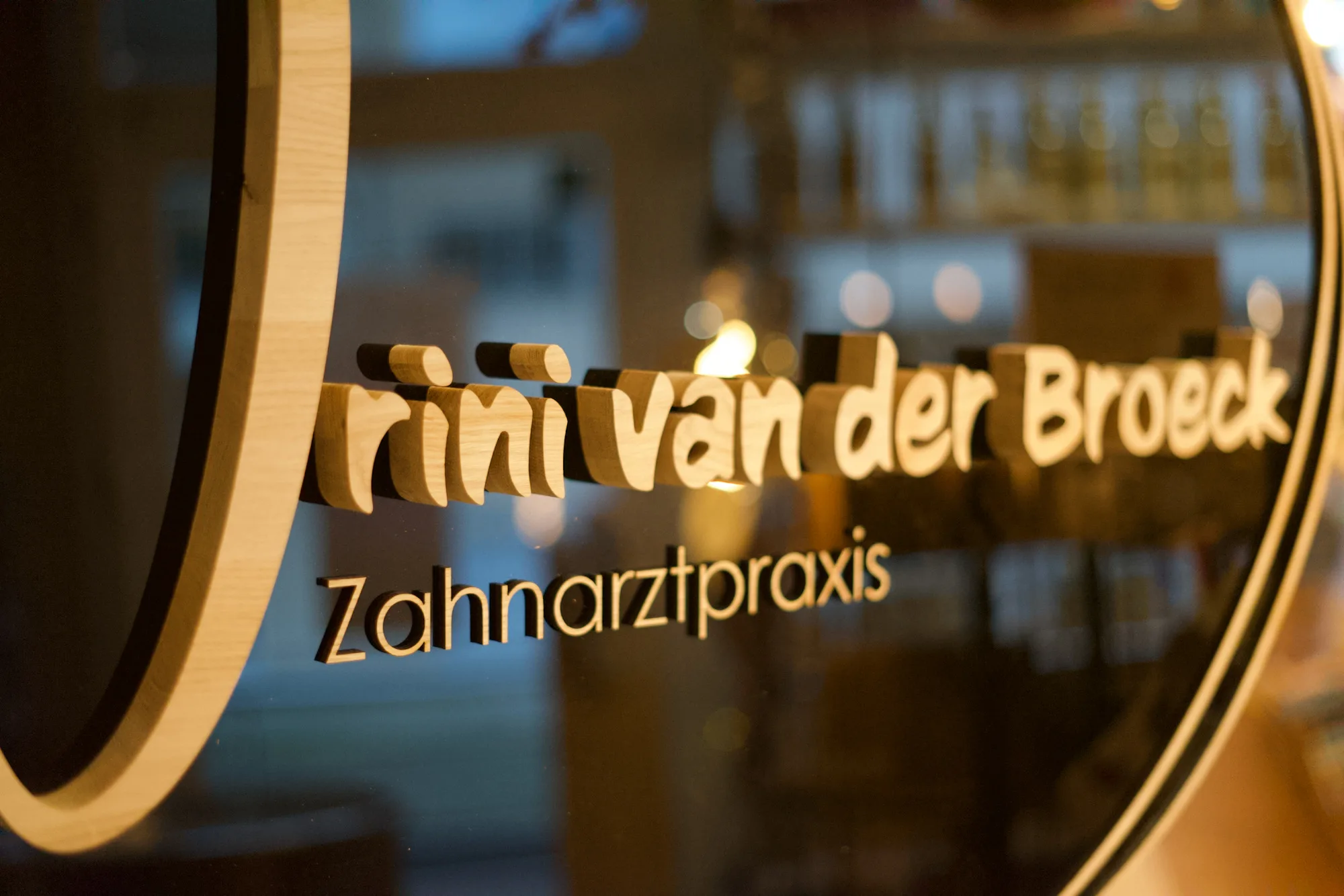 Business Echtholz-Logo 19mm – Zirbe