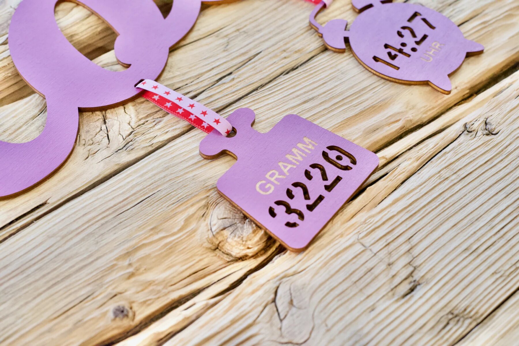 Geburt Mobile zur Geburt aus lasiertem Holz Sternzeichen und Geburtsdaten