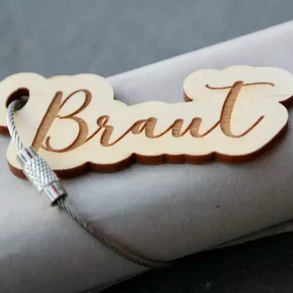 Hochzeitsdeko 5 naturbelassene Platzkarten als Schlüsselanhänger Namensschilder Tischkarten Hochzeit