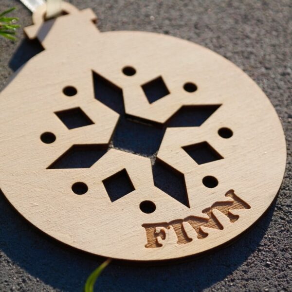 Weihnachten Weihnachtskugel mit Namen in Wunschfarbe– Ornament – Christbaumkugel Christbaumschmuck Weihnachtsbaumkugel