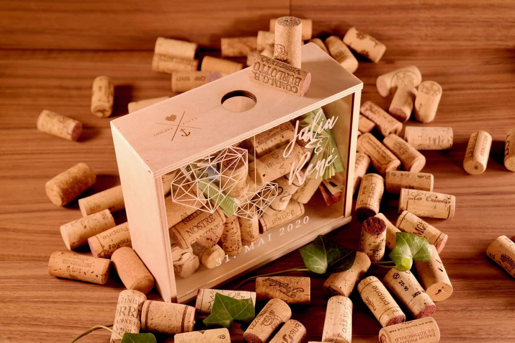 Lieblingskiste Lieblingskiste – Geldgeschenk zur Hochzeit “Auf euch!”