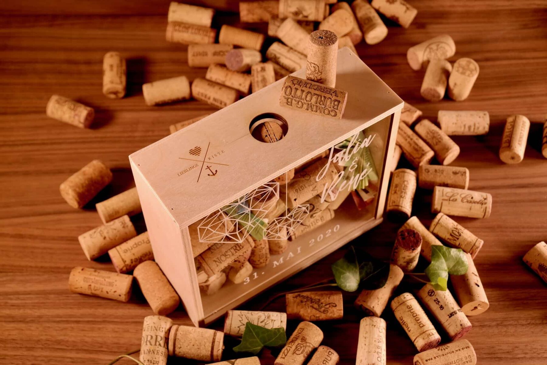 Lieblingskiste Lieblingskiste – Geldgeschenk zur Hochzeit “Auf euch!”