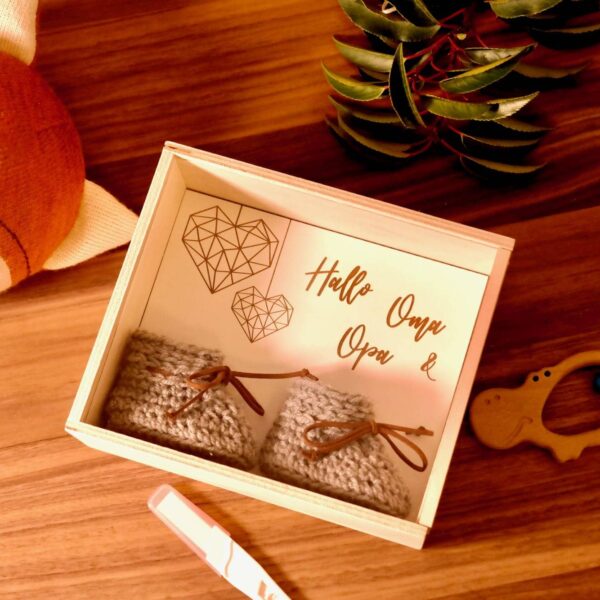 Bestseller Lieblingskiste: Hallo Oma & Opa – Schwangerschaft verkünden