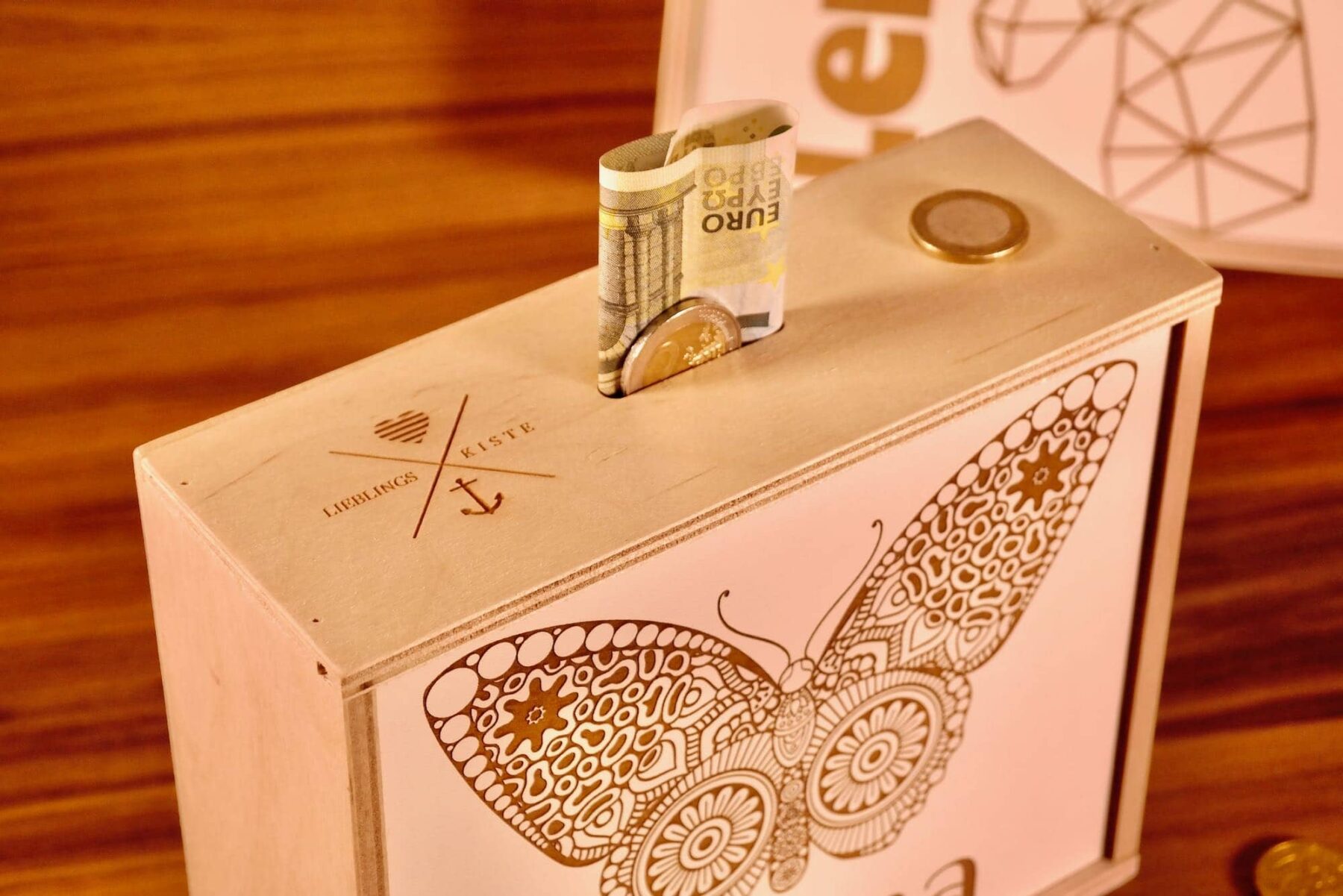 Spardosen für Kinder Lieblingskiste: Spardose mit Wunschname für Kinder Mandala-Design