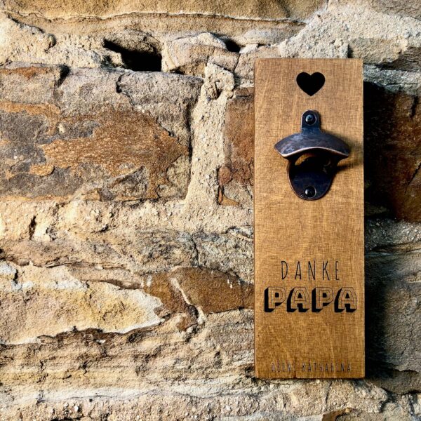 Vatertag Personalisierter Wand-Flaschenöffner “Danke Papa” aus Holz mit Supermagnet