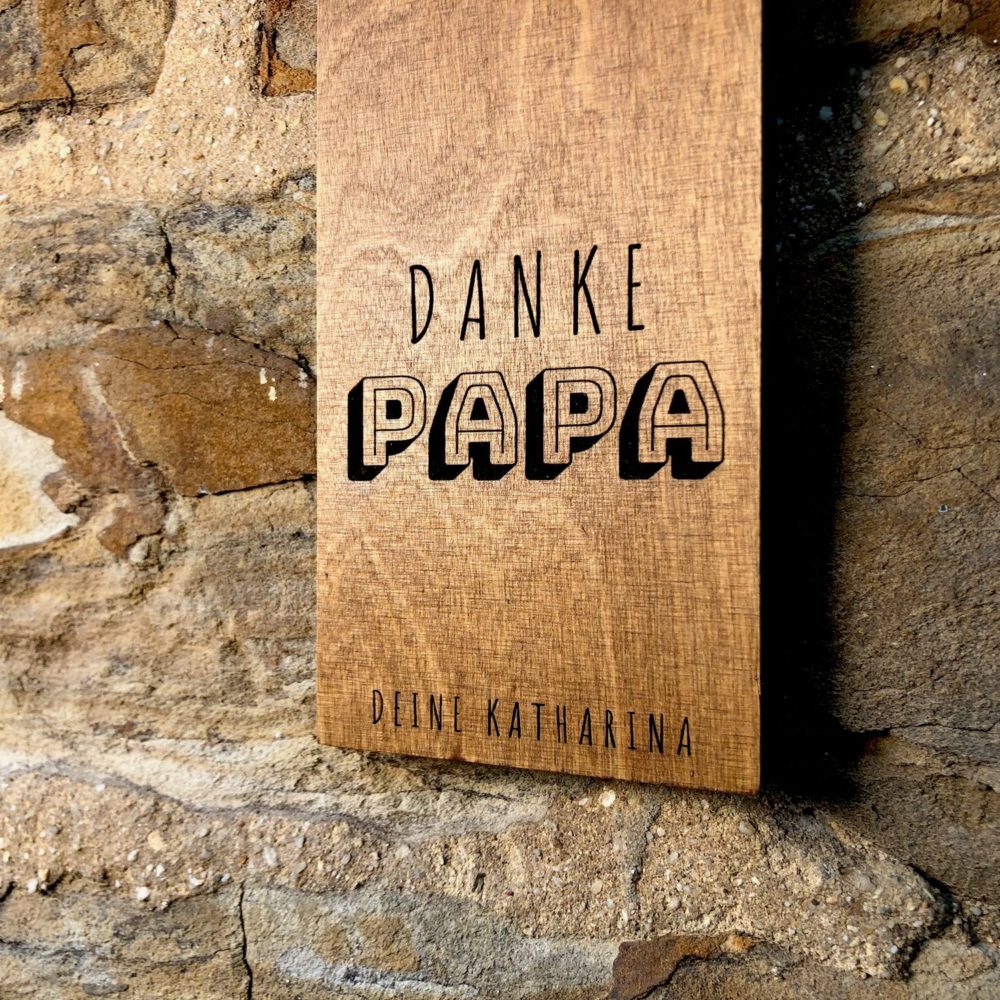 Vatertag Personalisierter Wand-Flaschenöffner “Danke Papa” aus Holz mit Supermagnet
