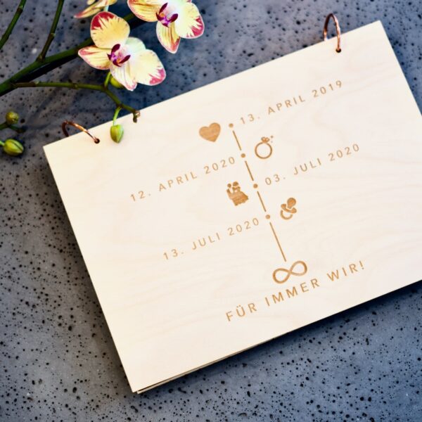 Erinnerungsbücher Edles Erinnerungsbuch / Gästebuch aus Holz zur Hochzeit, Geburt, Geburtstag, Weihnachten