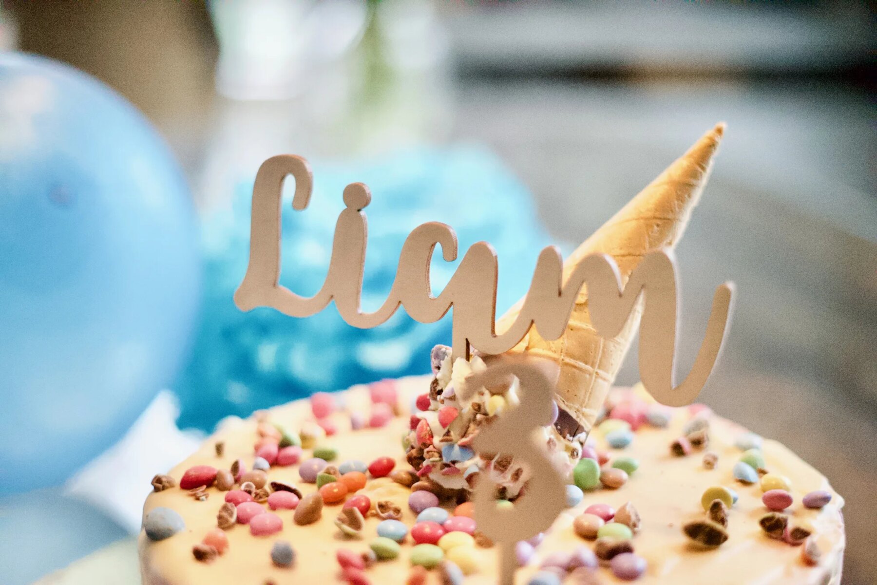 Für Kinder Personalisierter Cake Topper aus Holz – Kindergeburtstag