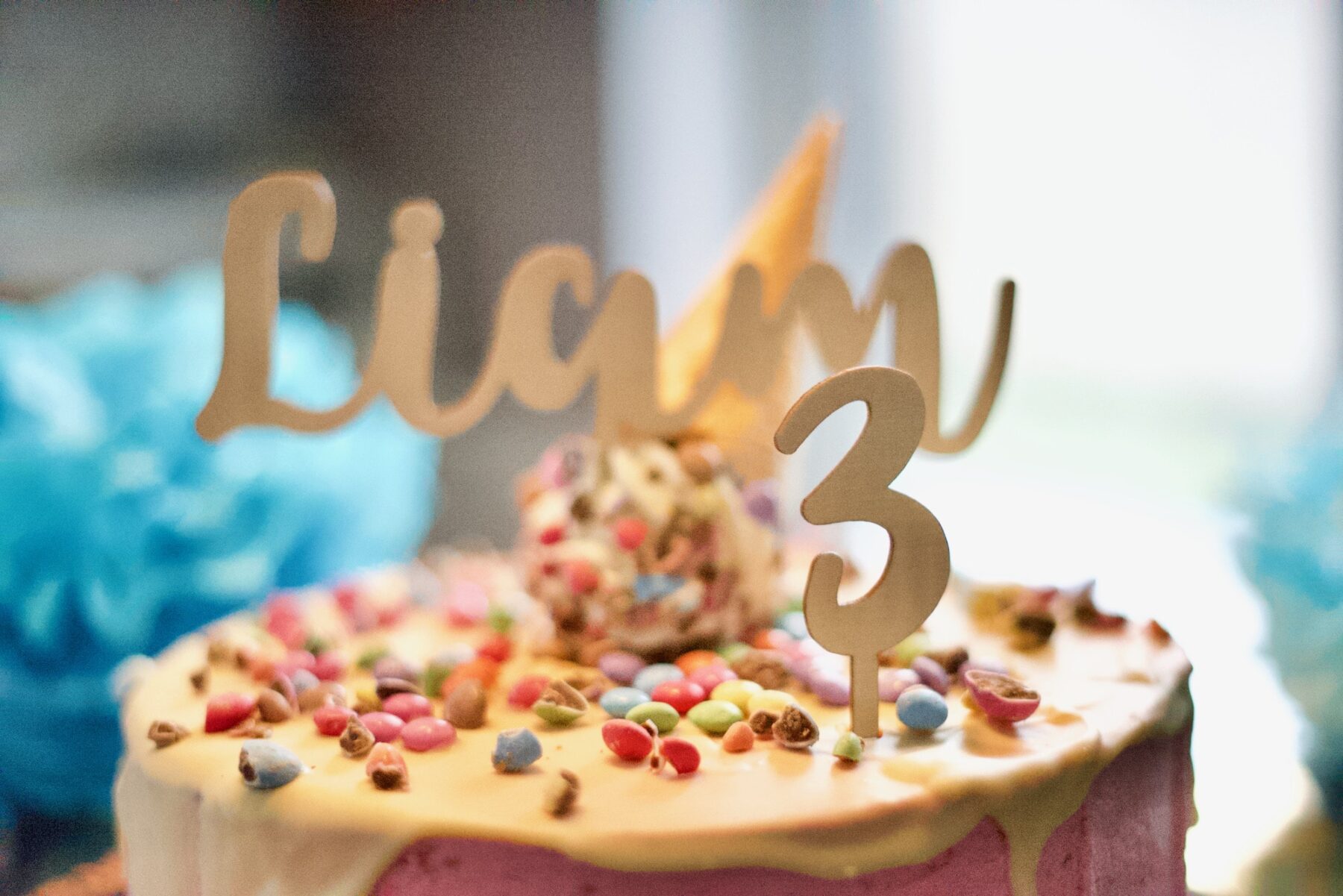 Für Kinder Personalisierter Cake Topper aus Holz – Kindergeburtstag