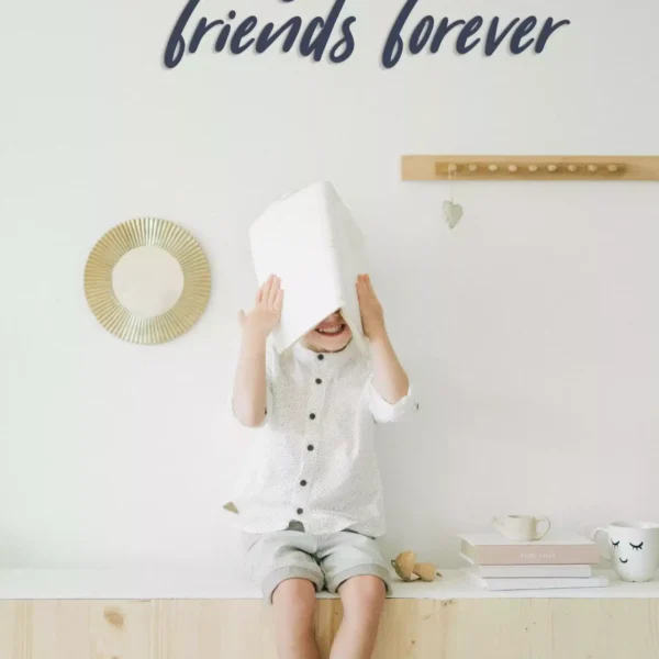 Sprüche aus Holz Born together, friends forever – Schriftzug aus Holz zum Aufkleben in Wunschfarbe