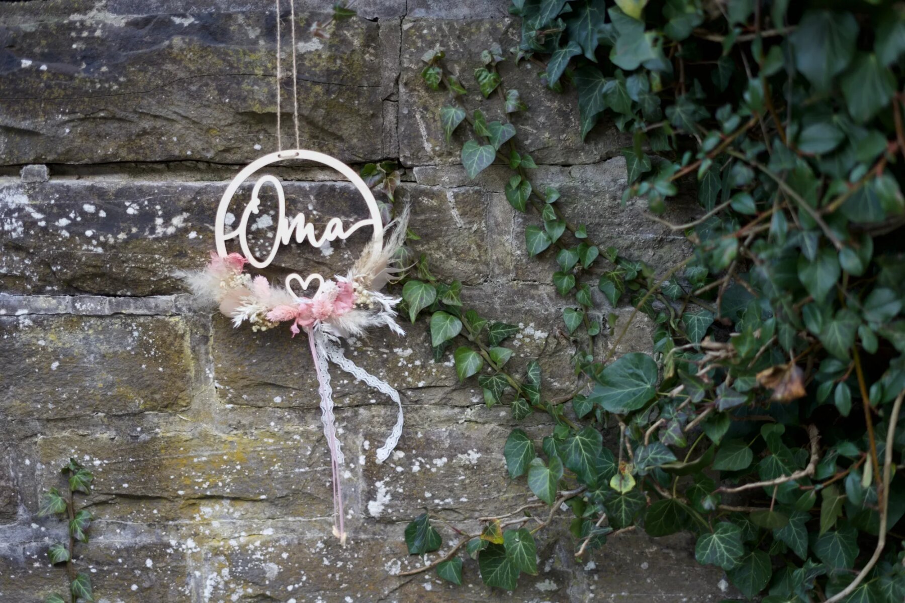 Muttertag Flower Hoop – Oma – Trockenblumenring zum Muttertag – Wandkranz – Trockenblumen