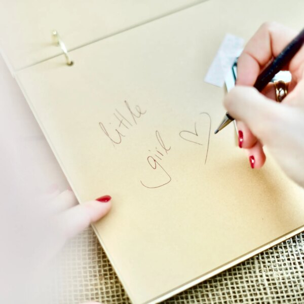 Geburt Erinnerungsbuch zur Geburt Hello / Fotobuch / Fotoalbum A4 aus Holz für Mädchen oder Jungen / Gästebuch für Babyparty / Geburtstag / Taufe