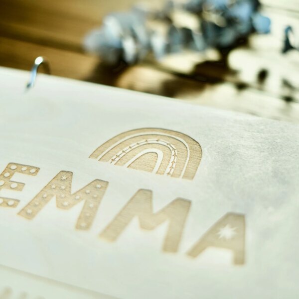 Erinnerungsbücher Erinnerungsbuch mit Regenbogen Fotobuch Fotoalbum A4 aus Holz für Mädchen oder Kinder Gästebuch für Babyparty Geburtstag Taufe