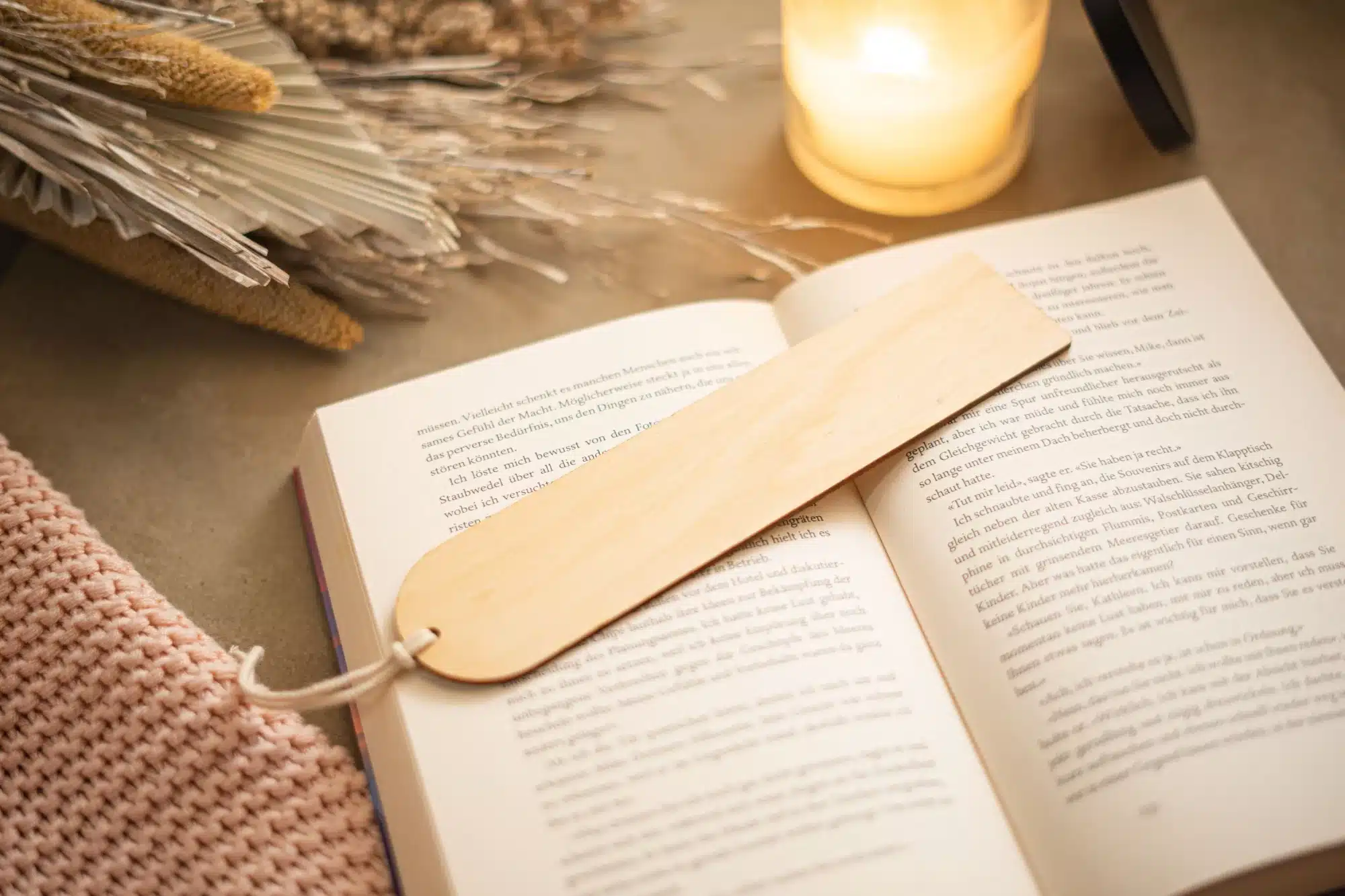 Lesezeichen Personalisiertes Lesezeichen “Pusteblume” aus Holz mit Name