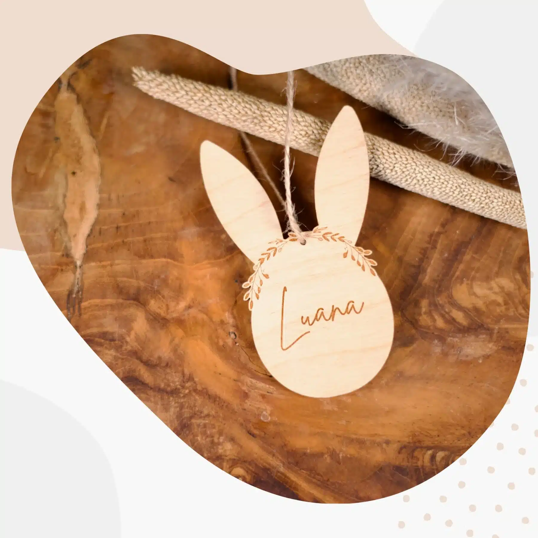 Ostern Osterhase mit Name – Personalisierter Anhänger zu Ostern  – Hase mit Name aus Holz