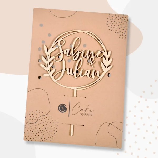 Cake Topper Grapefruit® personalisierter Cake Topper aus Holz mit individuellen Wunschnamen  Tortenaufsatz, Name, Geschenkidee, Vorname, Kuchendeko, Topper Kuchen, individuell (Hochzeit – Eukalyptus)