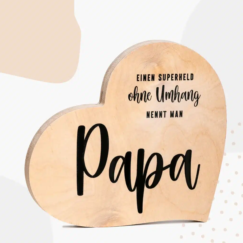 Grapefruit® GeschenkHerz aus Holz zum Vatertag Superheld ohne Umhang
