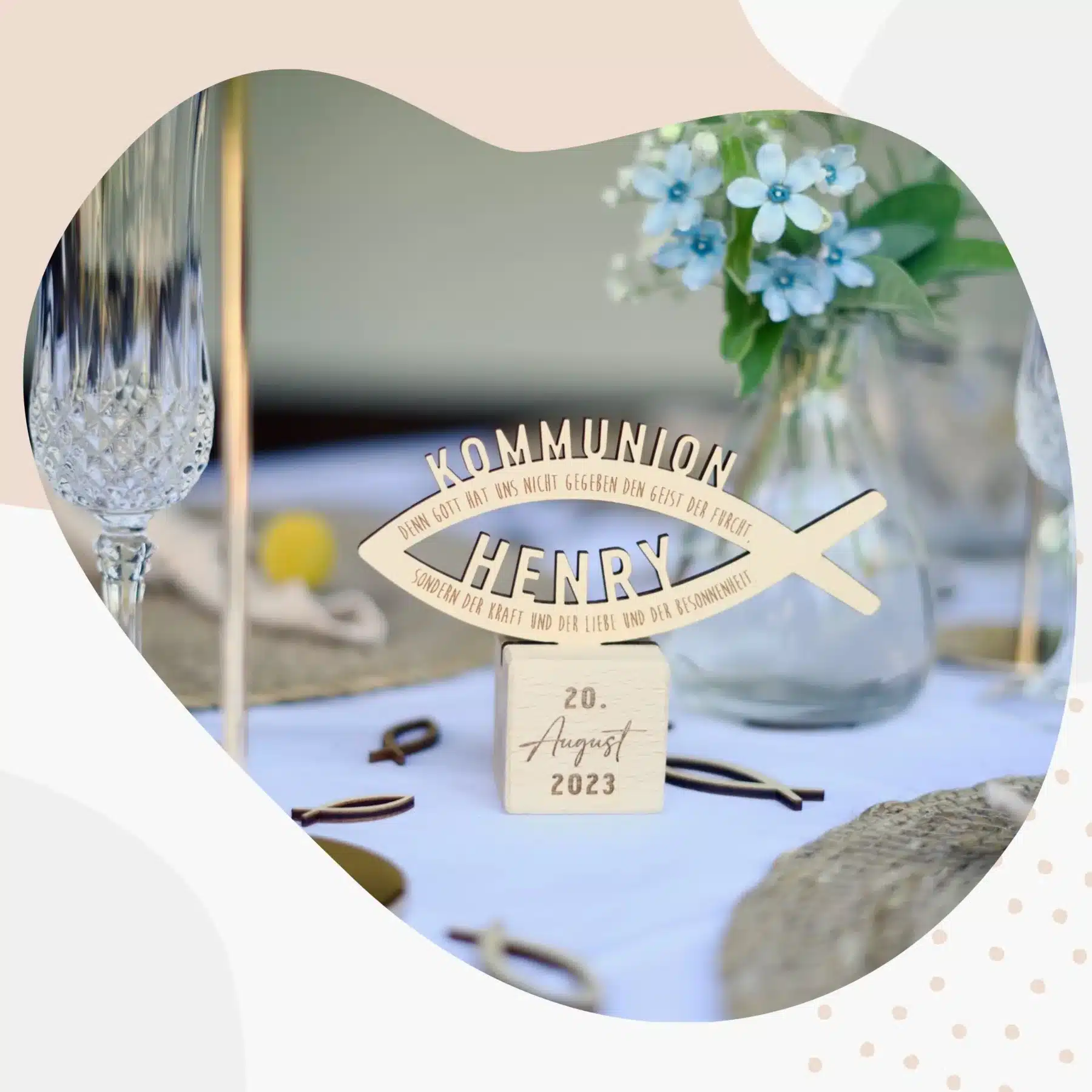 Individuelles Geschenk – kleiner Holzfisch mit Personalisierung, zur Taufe, Firmung, Kommunion oder Konfirmation aus Holz Glaube Individuelles Geschenk – kleiner Holzfisch mit Personalisierung, zur Taufe, Firmung, Kommunion oder Konfirmation aus Holz