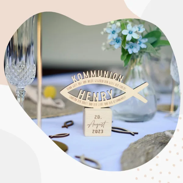 Taufe Individuelles Geschenk – kleiner Holzfisch mit Personalisierung, zur Taufe, Firmung, Kommunion oder Konfirmation aus Holz