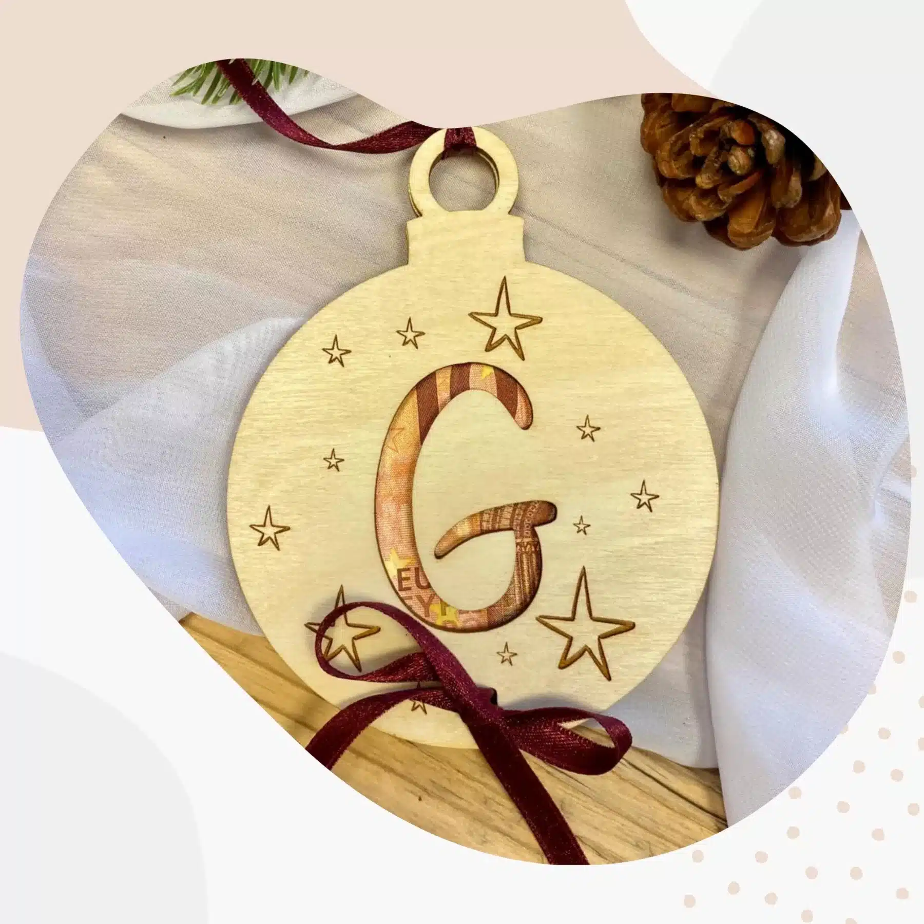 Feiertage Personalisiertes Geldgeschenk Weihnachten Wunscherfüller Weihnachtsgeschenk Geschenkkugel aus Holz Geschenkverpackung mit Initialen