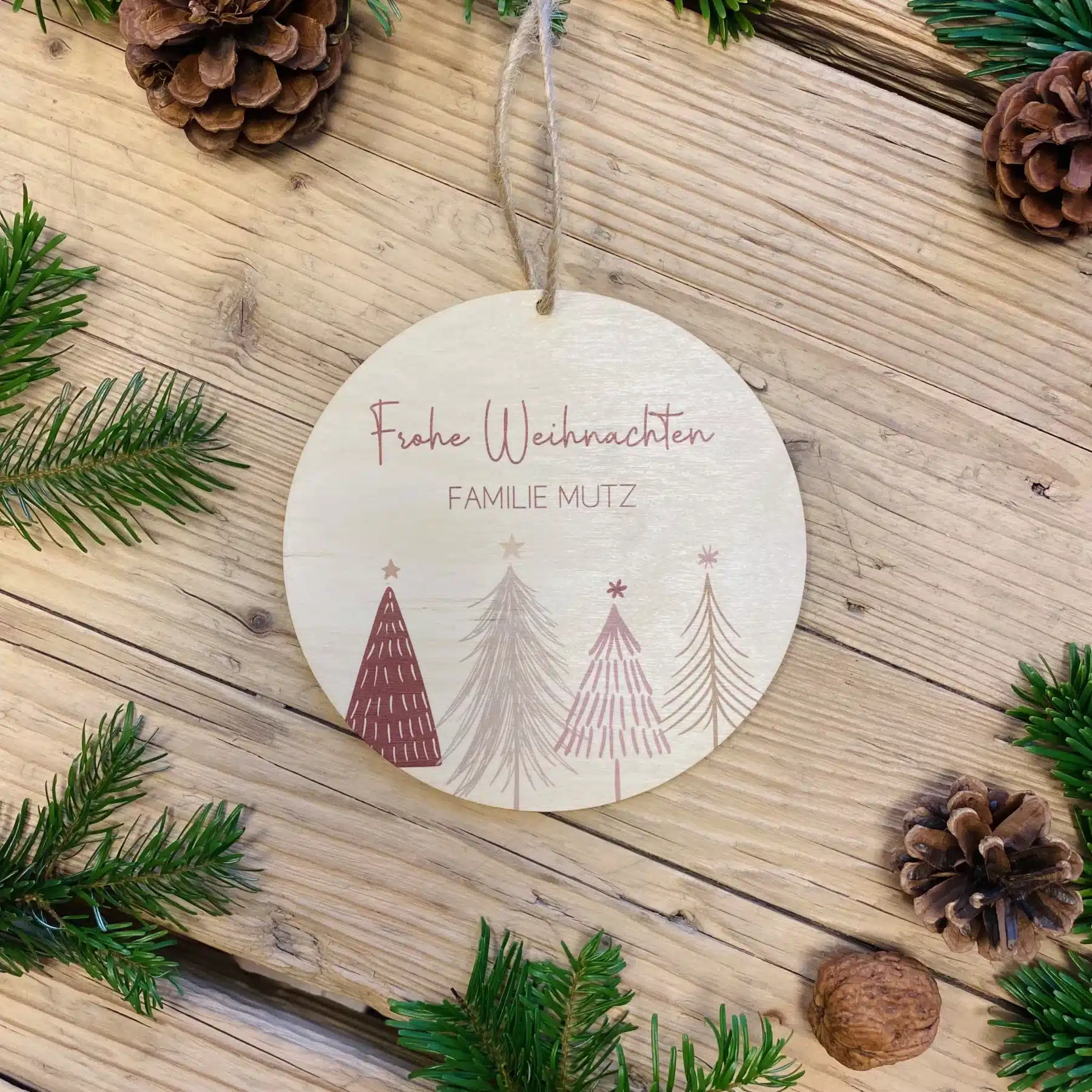 Weihnachten Weihnachtsdekoration, Personalisiertes Türschild aus Holz, Türschild Frohe Weihnachten, Namensschild personalisiert rund, Weihnachtsgeschenk